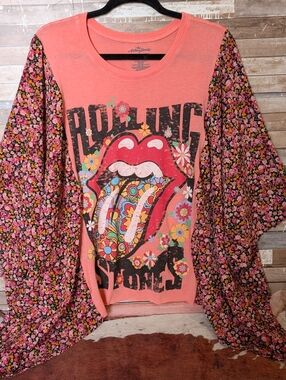 New Handcrafted The Rolling Stones Graphic W Boho Bat Winged Sleeves